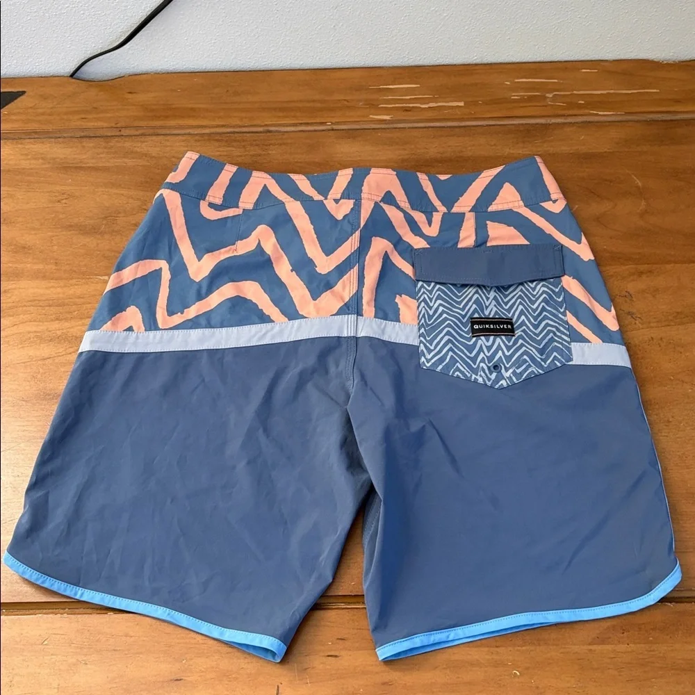 Quiksilver NWOT Highline Techtonics Board Shorts Size 34